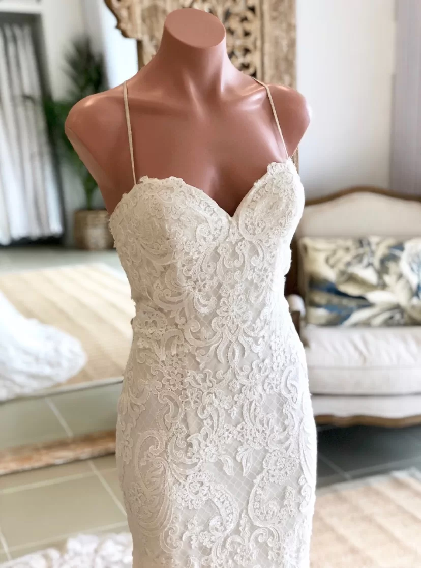 Deja // Size 8 - Kate Gubanyi hand-made wedding dresses